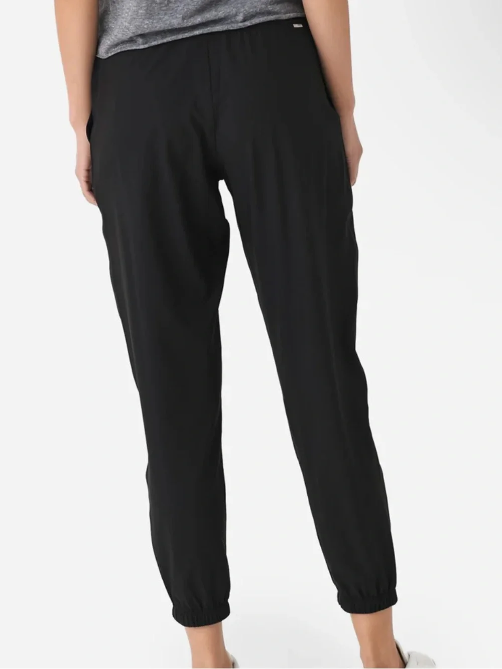 Vuori Women's Weekend Jogger medium - Picture 3 of 9